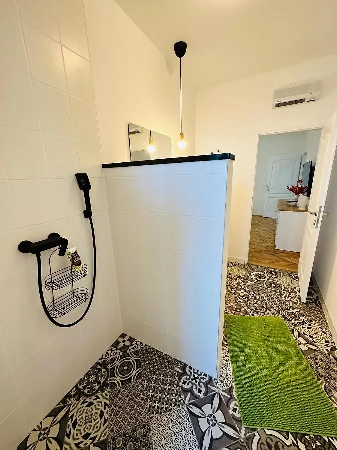 Studio Zara Rovinj Apartment